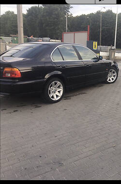 Седан BMW 5 Series 2003 в Дрогобыче