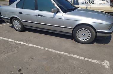 Седан BMW 5 Series 1991 в Львове