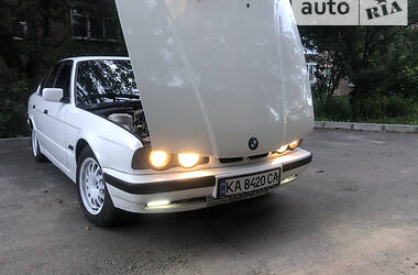 Седан BMW 5 Series 1994 в Кропивницком