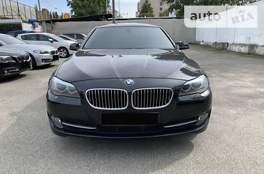 Седан BMW 5 Series 2012 в 