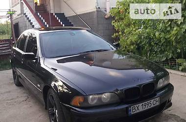 Седан BMW 5 Series 2000 в Новоднестровске