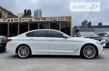 Седан BMW 5 Series 2017 в Києві