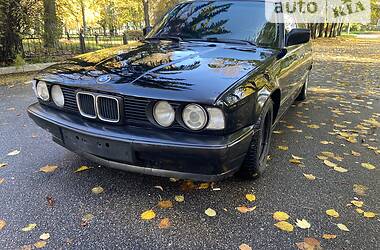 Седан BMW 5 Series 1990 в Нежине