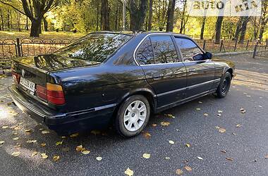 Седан BMW 5 Series 1990 в Нежине