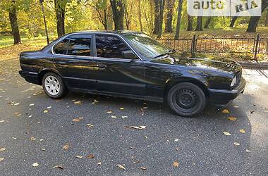 Седан BMW 5 Series 1990 в Нежине