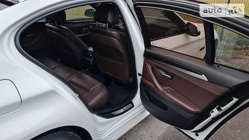 Седан BMW 5 Series 2014 в Ковелі