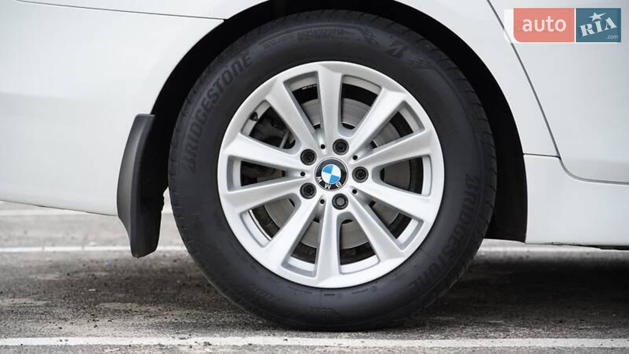 2016 BMW 5er - мініатюра 14