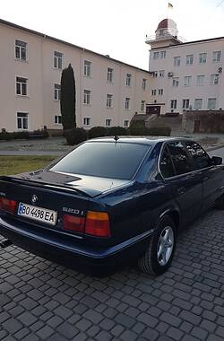 Седан BMW 5 Series 1988 в Кременце