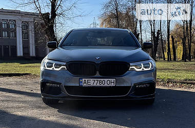 Седан BMW 5 Series 2017 в Кривом Роге