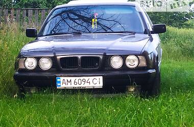 Седан BMW 5 Series 1989 в Житомирі