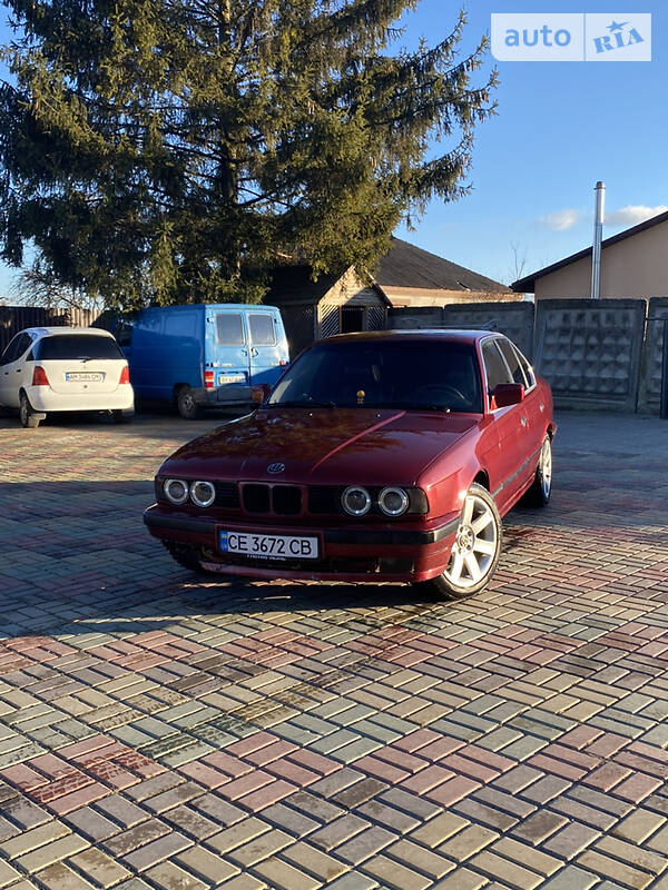 Седан BMW 5 Series 1991 в Хмельницком