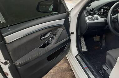Седан BMW 5 Series 2012 в 
