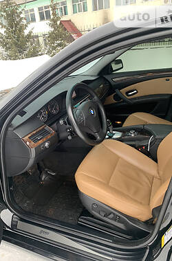Седан BMW 5 Series 2008 в 