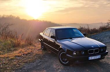 Седан BMW 5 Series 1990 в Снятине