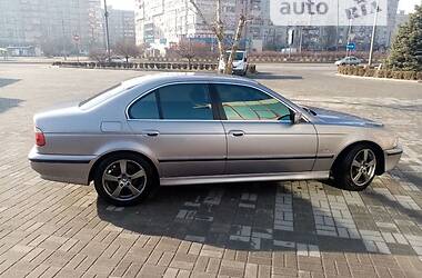 Седан BMW 5 Series 1997 в Запорожье