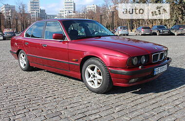 Седан BMW 5 Series 1992 в Дніпрі