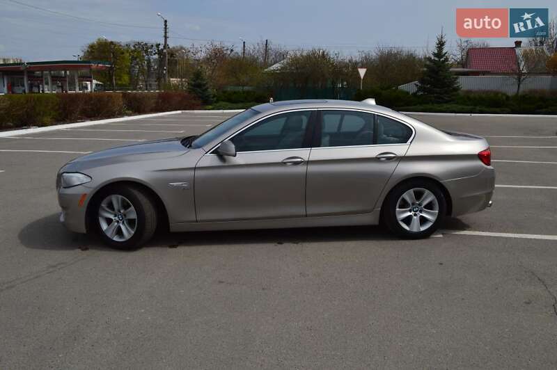 Седан BMW 5 Series 2012 в Полтаві