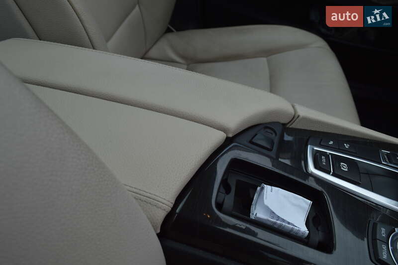 Седан BMW 5 Series 2012 в Полтаві