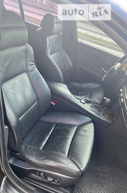 Седан BMW 5 Series 2005 в 