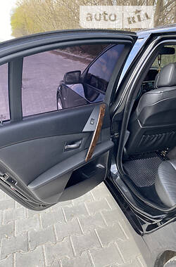 Седан BMW 5 Series 2005 в 