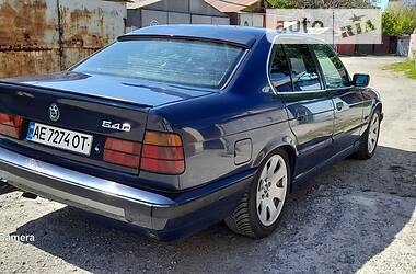 Седан BMW 5 Series 1995 в Днепре