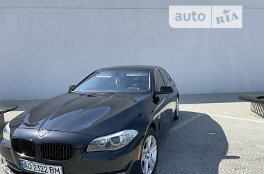 Седан BMW 5 Series 2013 в Ужгороде