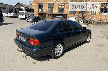 Седан BMW 5 Series 2000 в Тульчині