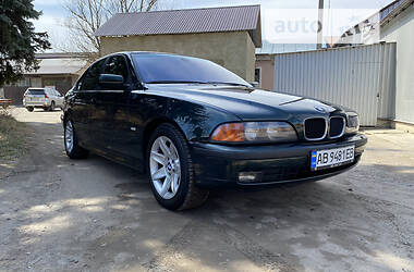 Седан BMW 5 Series 2000 в Тульчине