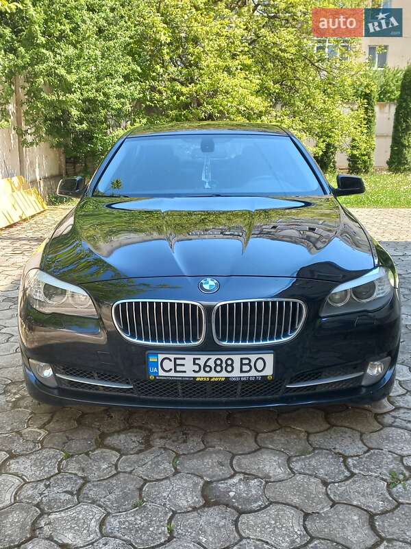 Седан BMW 5 Series 2011 в Чернівцях