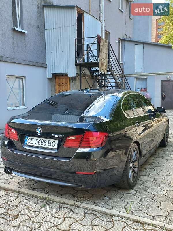 Седан BMW 5 Series 2011 в Чернівцях