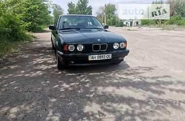 Седан BMW 5 Series 1992 в Мелитополе
