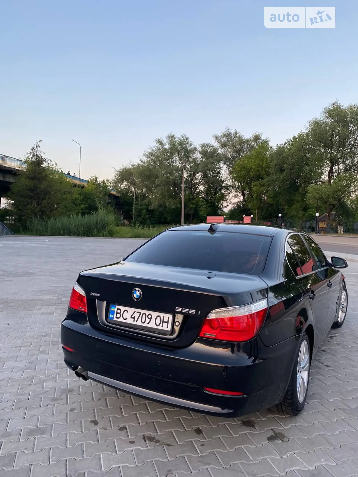2010 BMW 5er - мініатюра 5