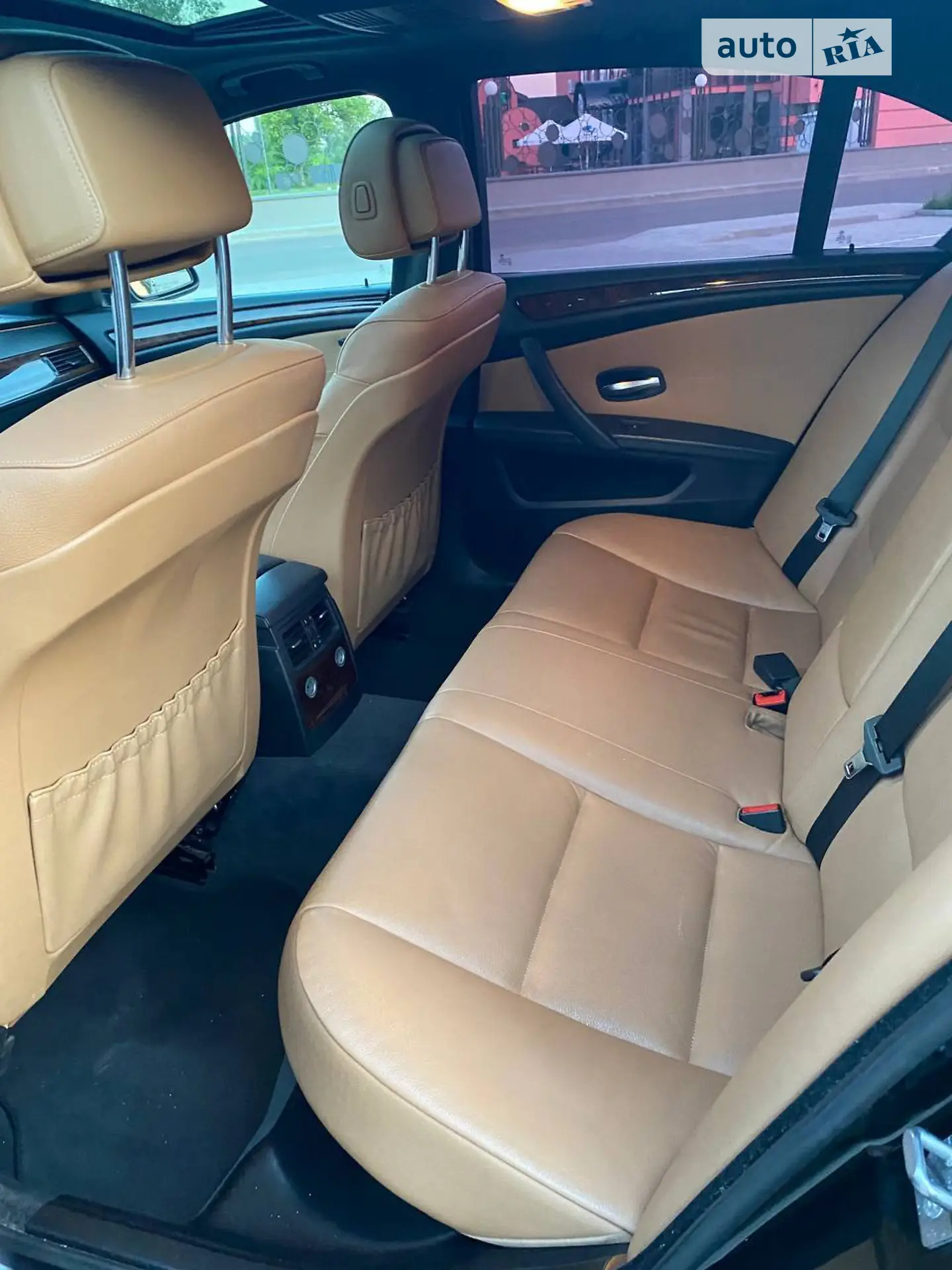 2010 BMW 5er - мініатюра 9