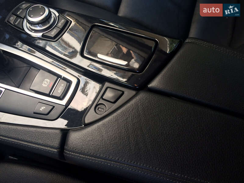 Седан BMW 5 Series 2011 в Запоріжжі