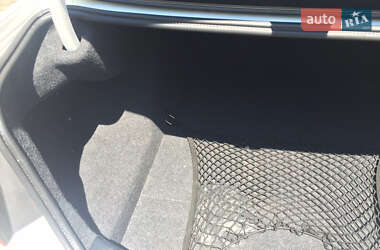 Седан BMW 5 Series 2011 в 