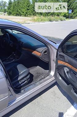 Седан BMW 5 Series 2001 в 