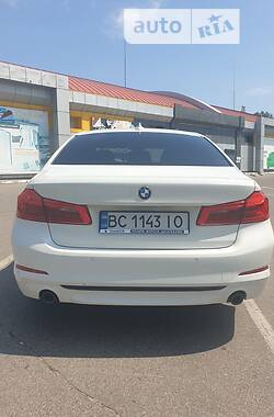 Минивэн BMW 5 Series 2017 в Львове