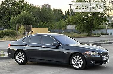 Седан BMW 5 Series 2012 в Днепре