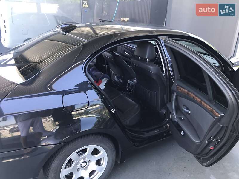 Седан BMW 5 Series 2007 в Дніпрі