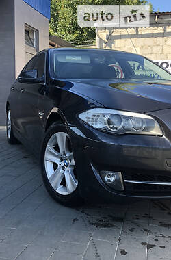 Седан BMW 5 Series 2012 в Костополе