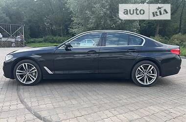 Седан BMW 5 Series 2019 в Львове