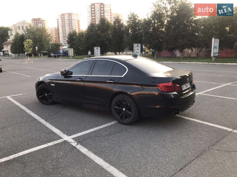 Седан BMW 5 Series 2012 в Києві