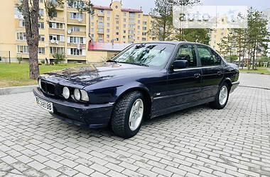 Седан BMW 5 Series 1995 в Новояворівську
