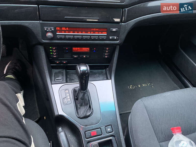 Седан BMW 5 Series 2001 в Львові фото 8 Седан BMW 5 Series 2001 в Львові