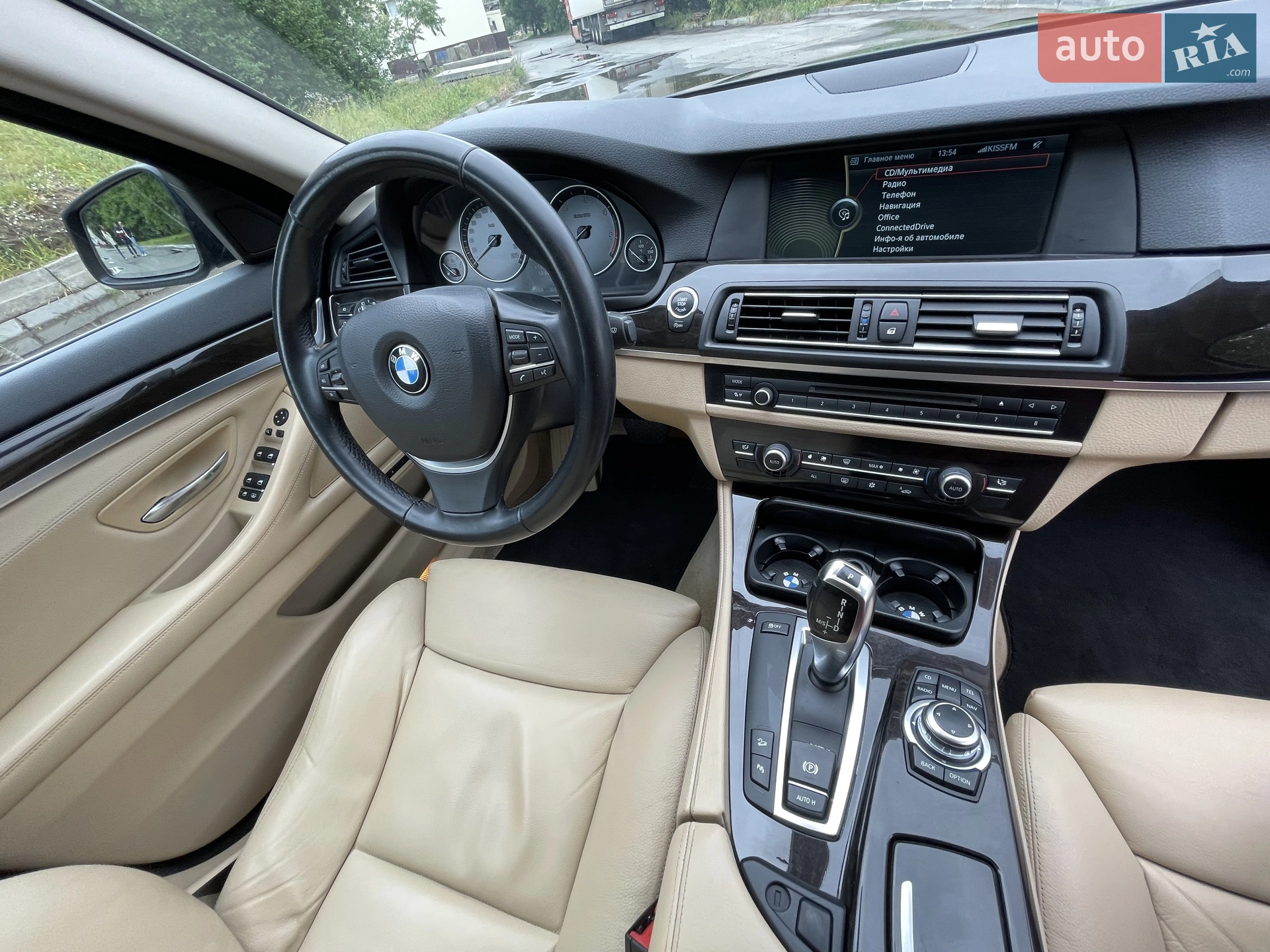2011 BMW 5er - мініатюра 29