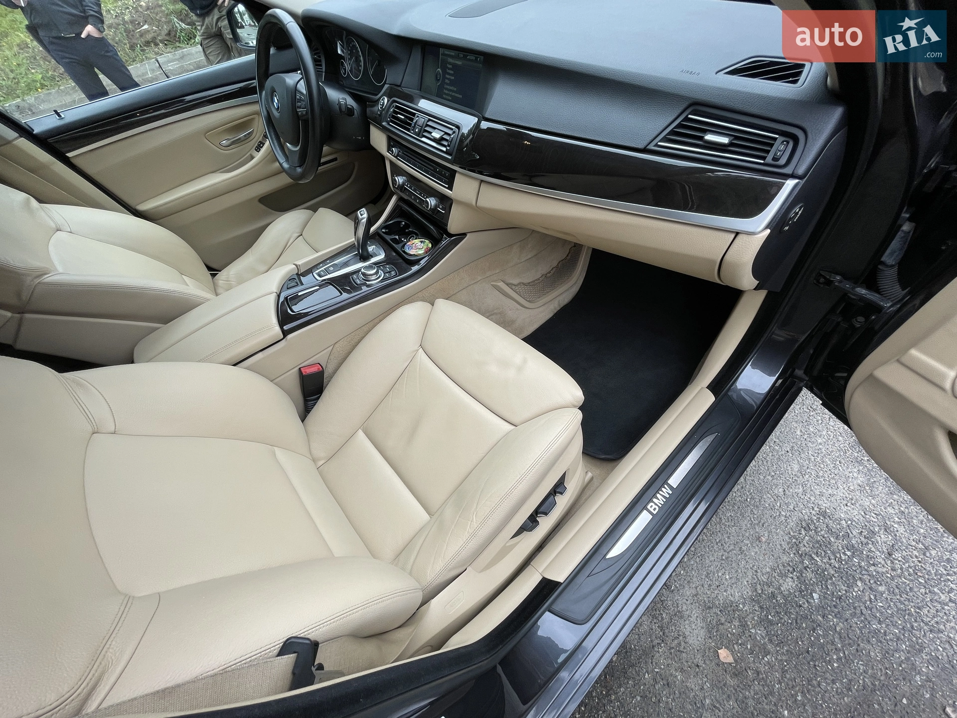 2011 BMW 5er - мініатюра 38