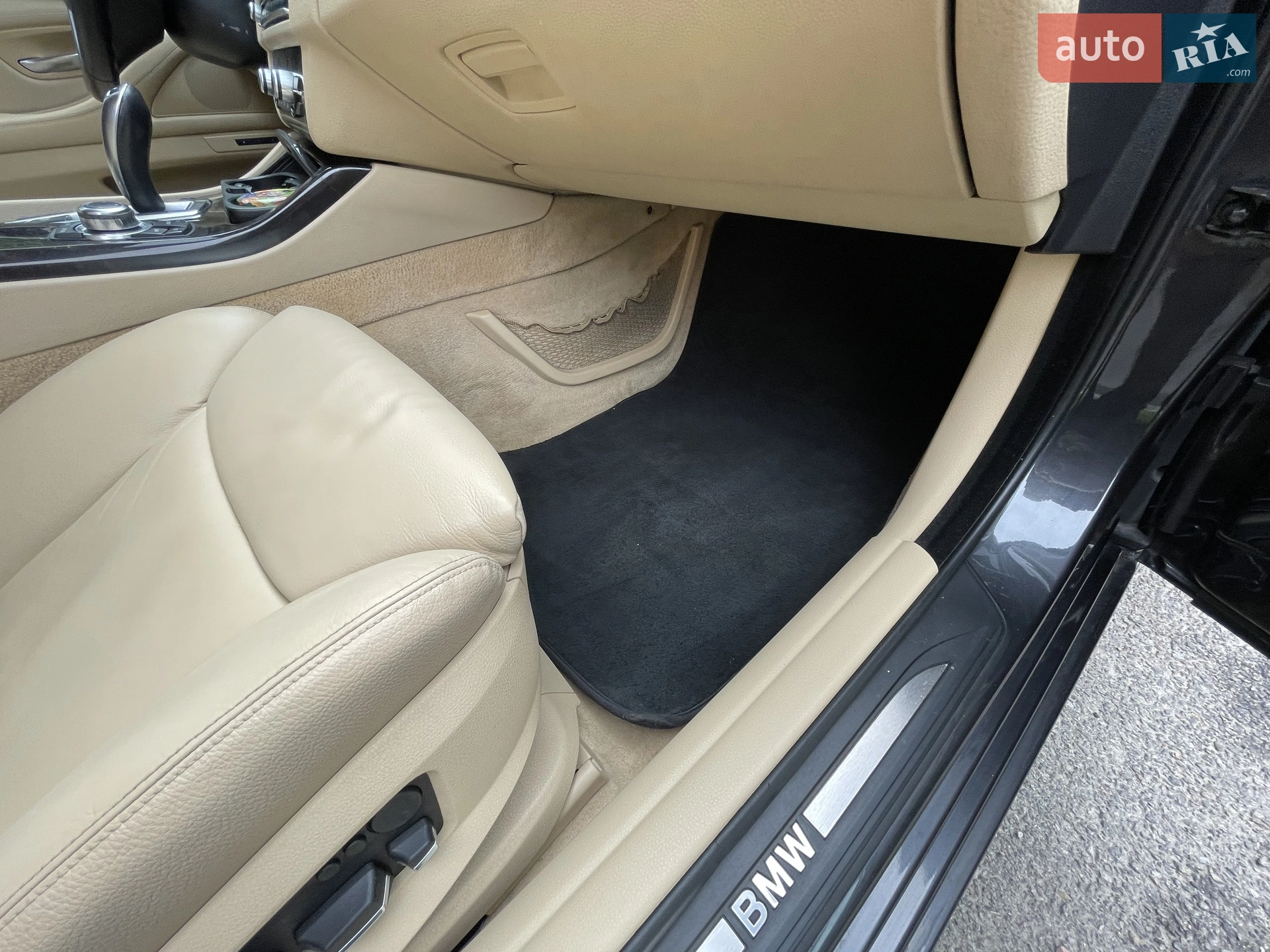 2011 BMW 5er - мініатюра 39
