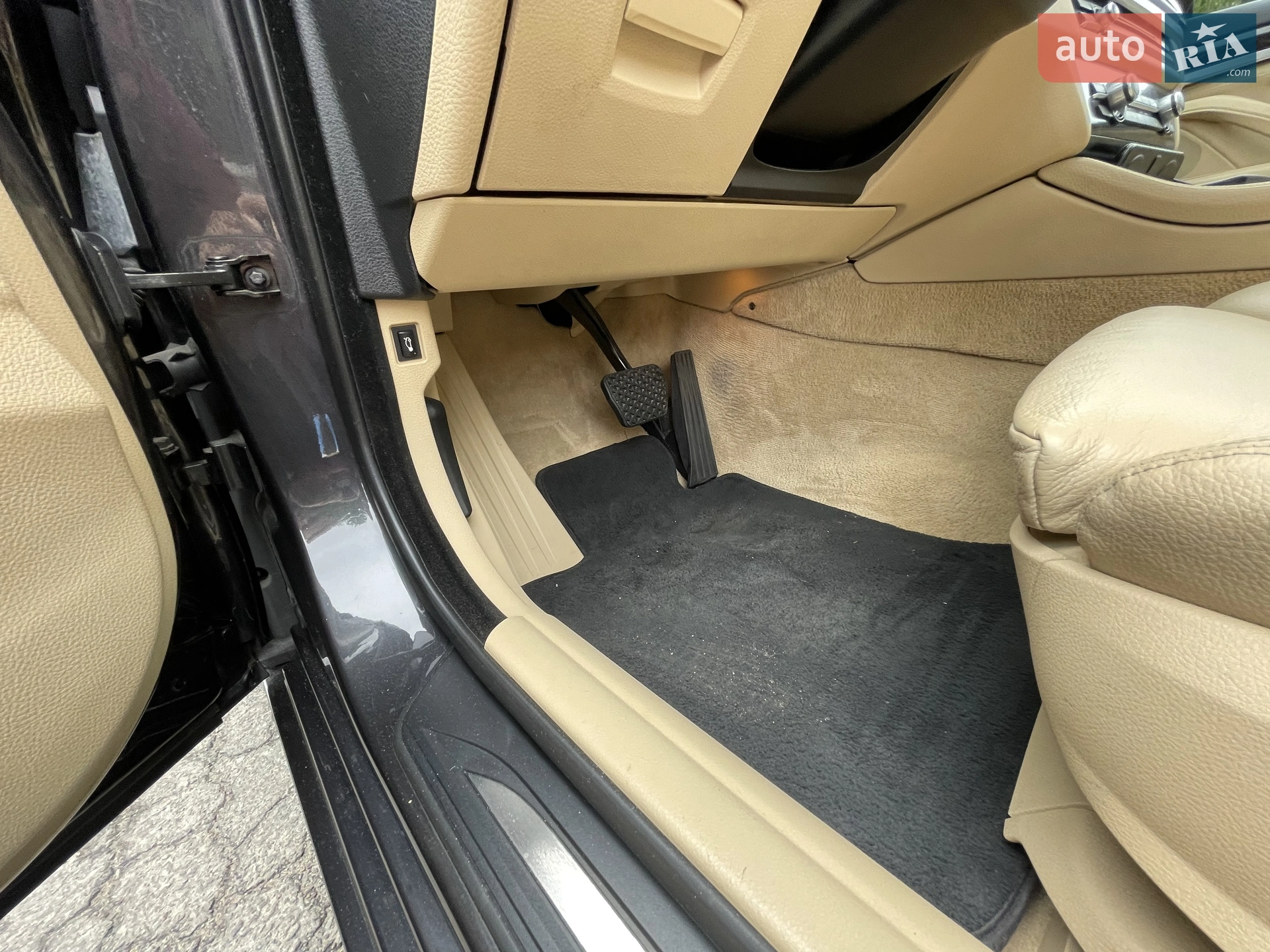 2011 BMW 5er - мініатюра 23