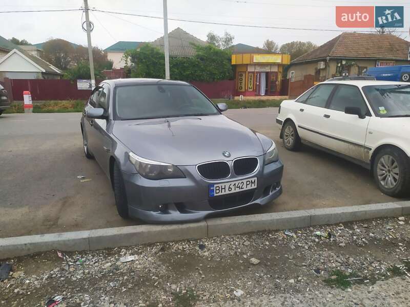 BMW 5 Series 2004