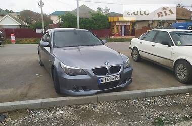 Седан BMW 5 Series 2004 в Измаиле